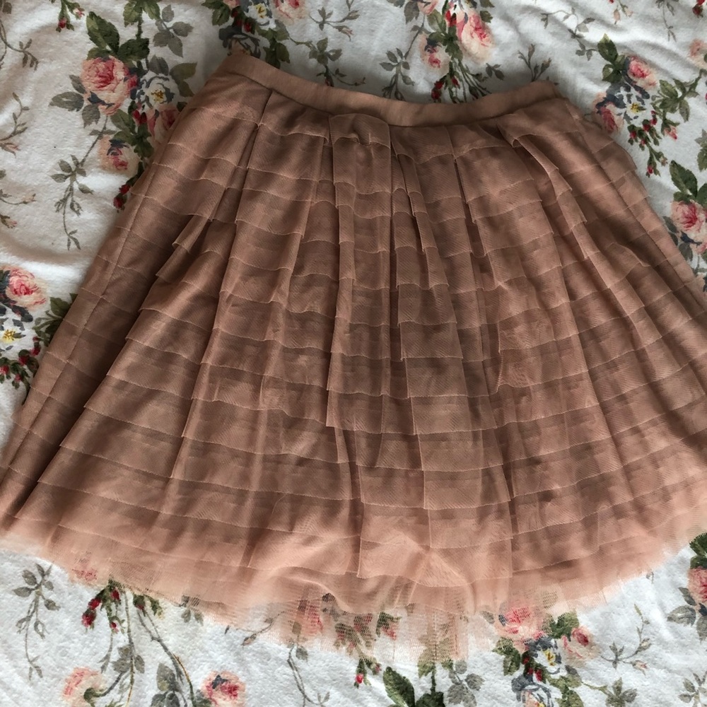 Ruffled skirt